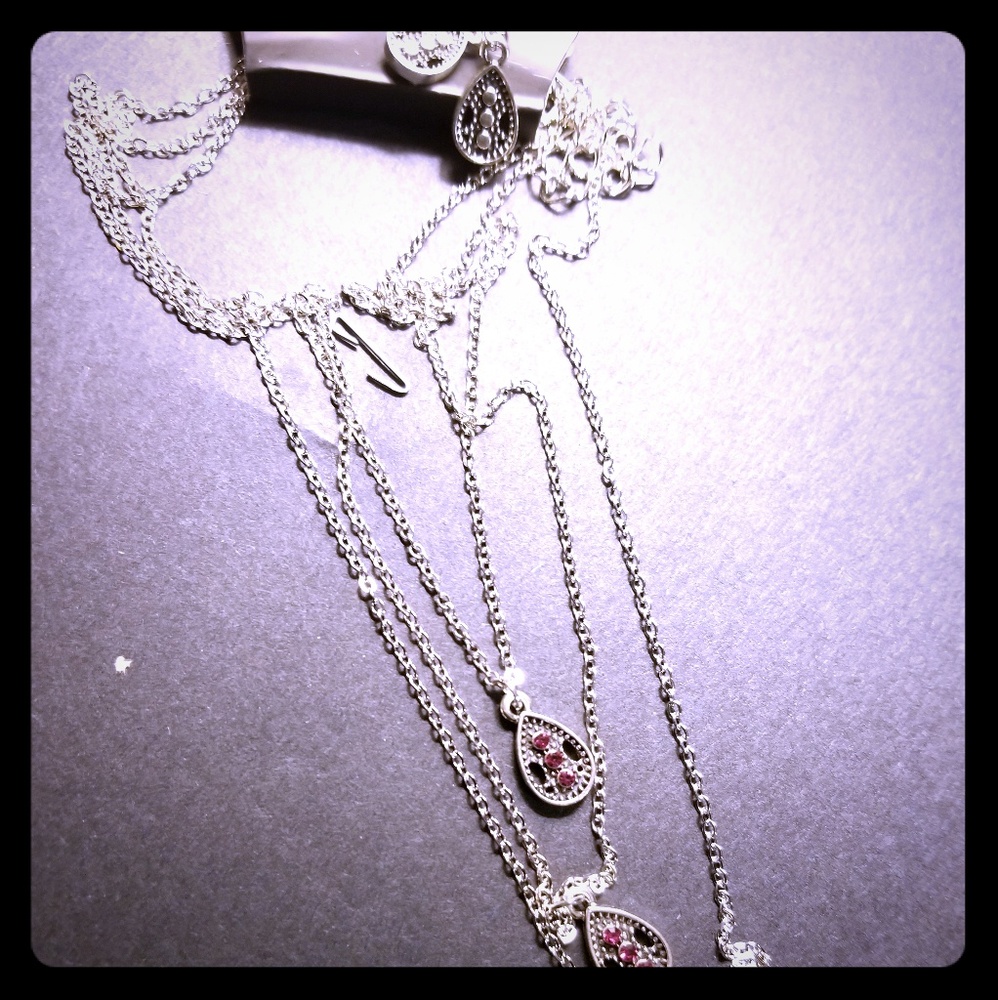 Necklace & Earrings